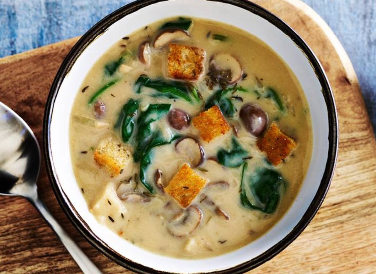 Spinach and Mushroom Soup with paneer fritters and chilli pesto